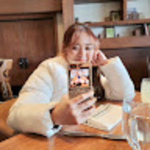 Meet your Posher, Angelica